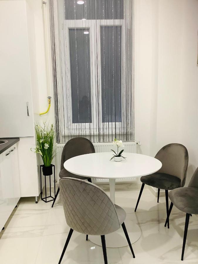 Ferienwohnung Belvarosi Apartman 1 Miskolc Exterior foto